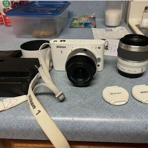 Nikon J1 Mirrorless camera